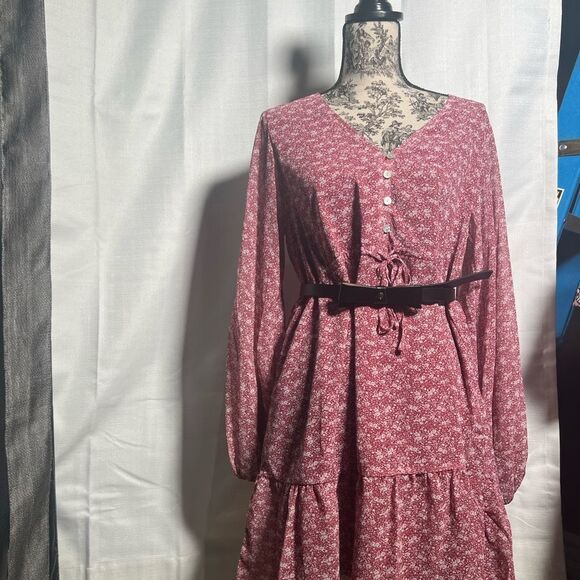 Wishlist floral long sleeve mini dress size medium - Picture 4 of 10